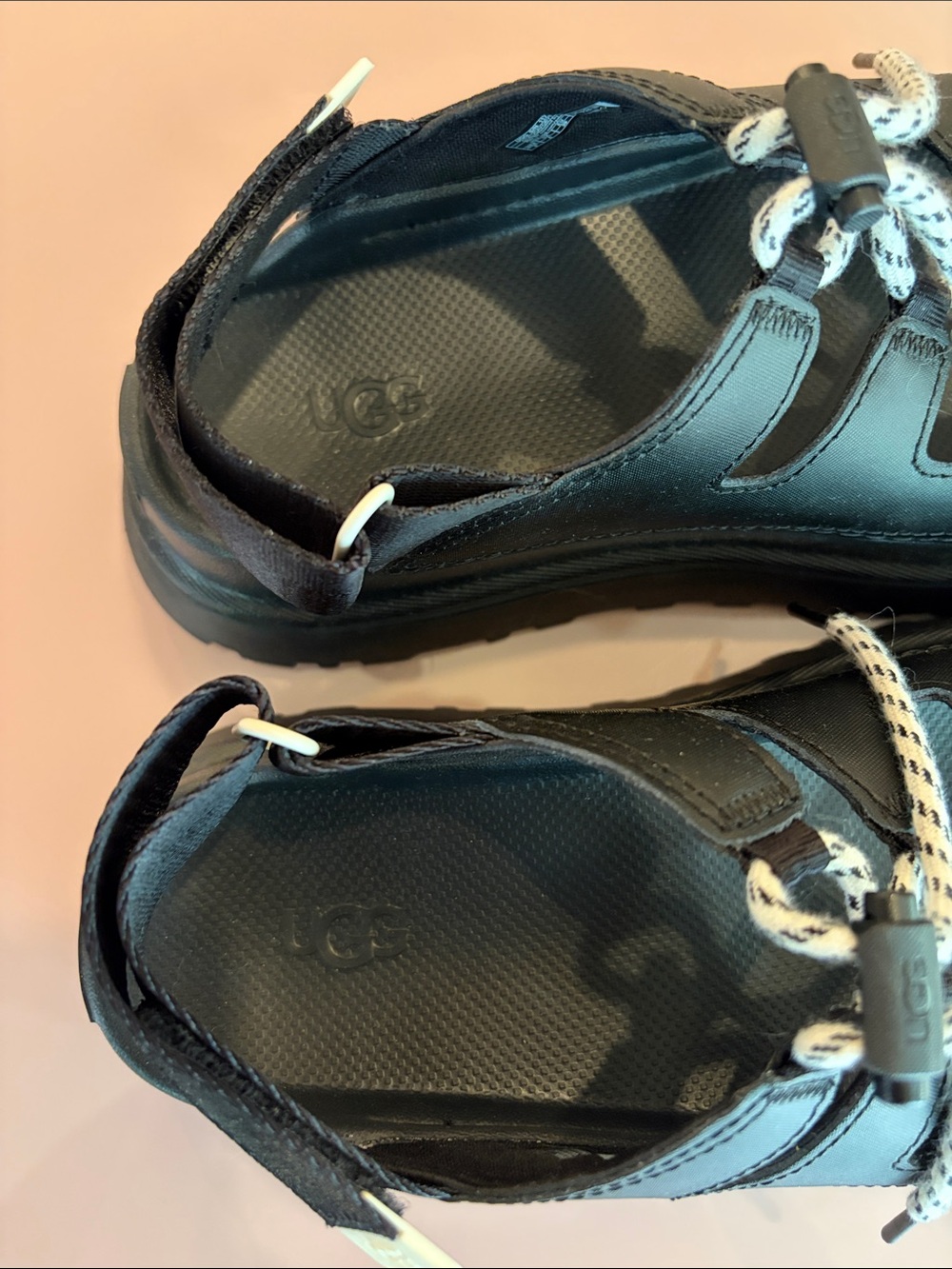 Women’s Ugg Toggle Sandals with White Contrast Laces - Picture 4 of 5
